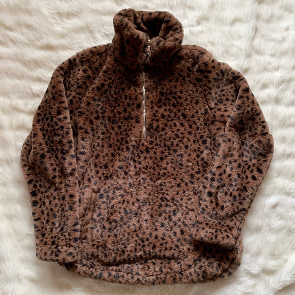 Abercrombie & Fitch Half-Zip Faux Fur Sweatshirt in Brown Leopard